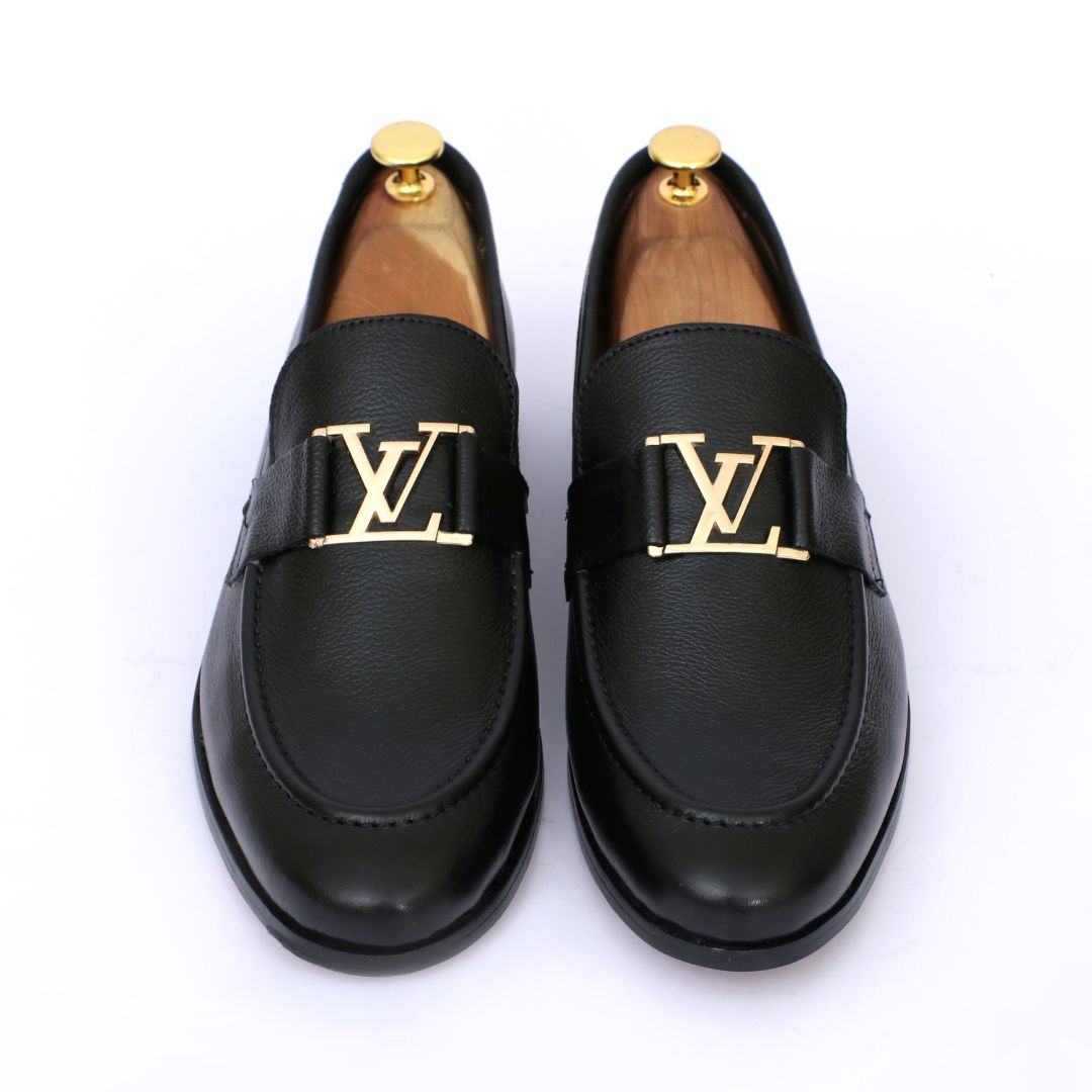 LV-BLACK LEATHER LOAFER