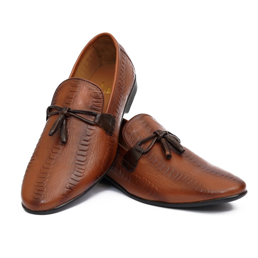 L1-Brown Tussles Loafer